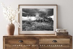 Country Photography Print – Black and White Picture of Abandoned House in Kansas