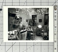 Matthew Pillsbury (b. 1973) Art Announcement Card 2004 – Screen Lives