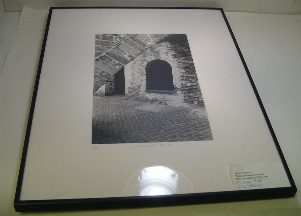 ART PHOTO.. Sculpture with bricks»Jux Brick»2006 B&W L. Santucci Frames 16x20in