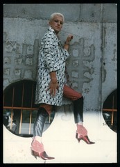 Gay Gay Transgender – Cigarette Fashion Pumps Jacket – 1980s – Photo 13x18cm