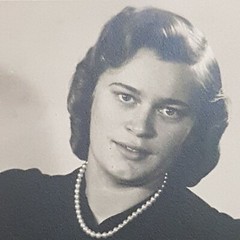Foto Antik, Vintage, hübsche junge Frau verliebter Blick, mit Widmung, top