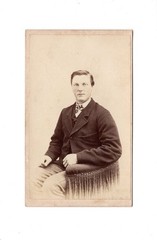 Knight’s CDV Photo Male Portrait / Fine Gentleman / Named – Buffalo / USA 1875