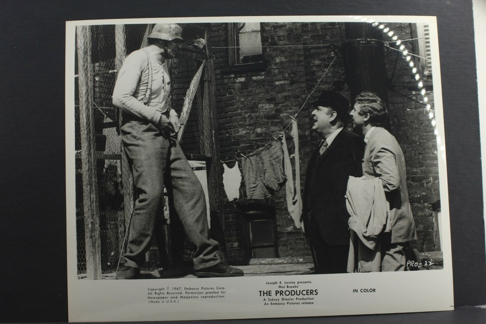 Zero Mostel Gene Wilder The Producers Pub – 8×10″ Photo Print- Pre-2012 L1354G