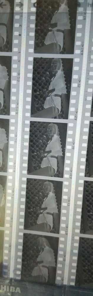 OWN A PIECE OF FASHION HISTORY! BERT STERN silver Gelatin Negative STRIP»VOGUE» 