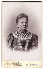 Photography Adolf Winkler, Görlitz, Berlinerstr. 12, Portrait of a Lady with Spi