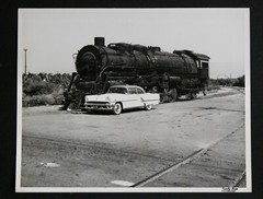 Locomotive Engine 389 Car Camparison Photograph 8×10 Vtg 1950s Railroad Railway