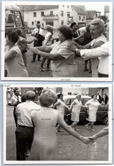 2x People Dancing 1969 Next to Coach – 1960s – Photo 10x7cm