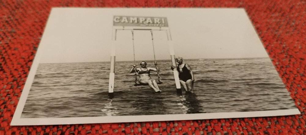 Vintage Photo 1969 Rimini Italia Campari Soda Advertising Sea Beach 11.5 x 7.6 cm