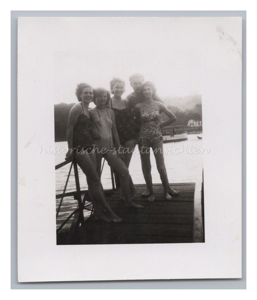 Portrait Frauen im Badeanzug – Altes Foto 1940er