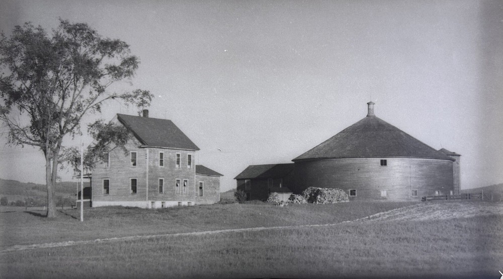 Eleanor Parke Custis photograph Farm House and Round Barn