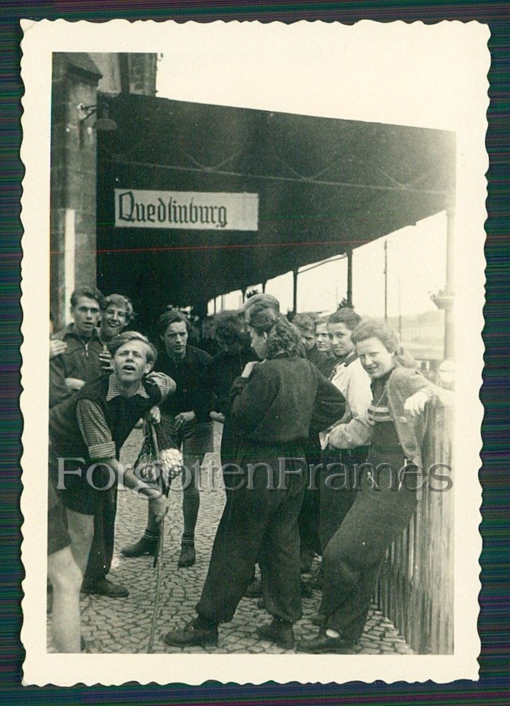 Photo Quedlinburg station railway resin photo train station
