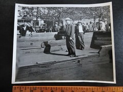 Signed 1940 8×10 NYC Italian Bocce Game New York City PHOTO LEAGUE Joe Schwartz
