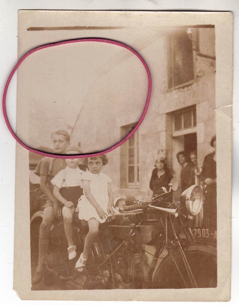 PHOTO PHOTO CAR AUTOMOBILES VERY OLD MOTORCYCLE