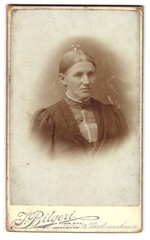 Photograph Joseph Bilgeri, Lindau i. B., Caroline hill, confessed woman in g