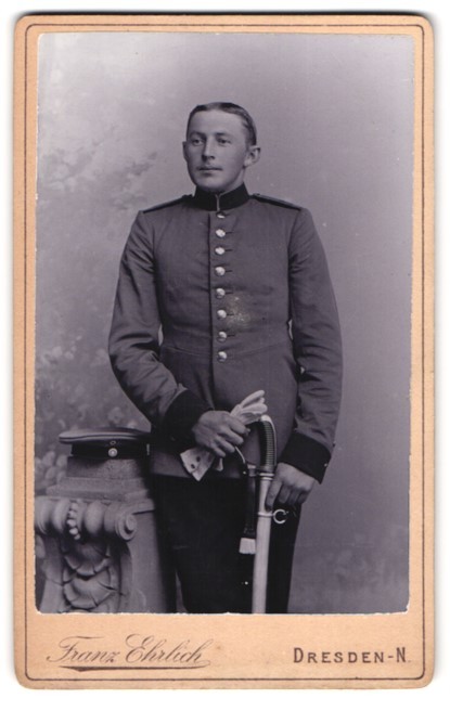 Photograph Franz Ehrlich, Dresden, Young Soldier with Saber CDV / Cabinet Photo