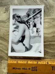 YOUNG WOMAN BEACH TOPLESS Original Black and White Photo 3 1/2″ X 5 1/8″