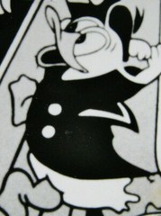 VINTAGE POP ART PHOTO 1986 FEATURES DONALD DUCK IN LICHTENSTEIN STYLE ROOM B&W