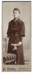 Photograph P. Hahn, Wroclaw, Gustav Freytagstr. 3, attractive young woman with ko