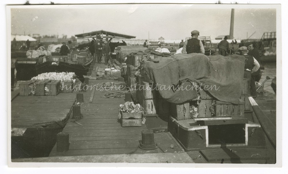 Port Dockworkers Transhipment Centre Occupations Workers – Vintage Photo 1930s