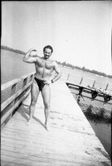 LOT 2x strong shirtless man wearing swimsuit, gay int., beach, 1970s vintage fin