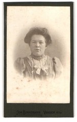 Photograph Joh. Bornemann, Verden, Portrait Woman with Bow CDV / Cabinet Photo