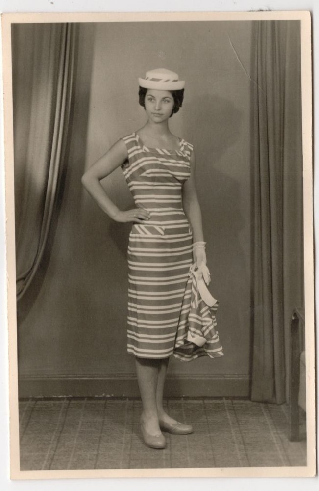 Photo Lady in Fine Fashion Merseburg 1950s 1960s Mannequin Model Vintage