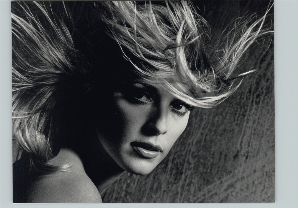 1972 1966 Philippe Halsman Sharon Tate Perfect Face Beauty Art Photo Gravure