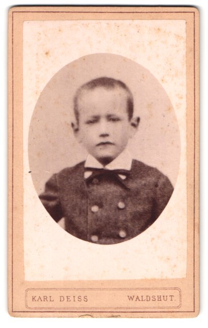 Photograph Karl Deiss, Waldshut, Bahnhof Straße, boy in suit in portrait