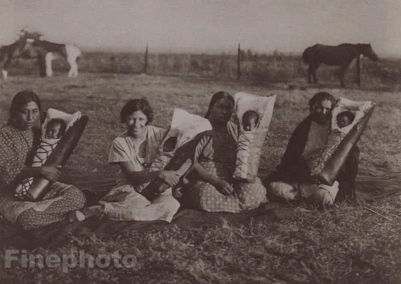 1900/72 Photogravure NATIVE AMERICAN INDIAN Mothers & Babies EDWARD CURTIS 11×14