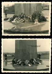 2x Bergen Belsen Circa 1950 – Flower Wreaths at Obelisk in Cemetery – Photo 9x6cm