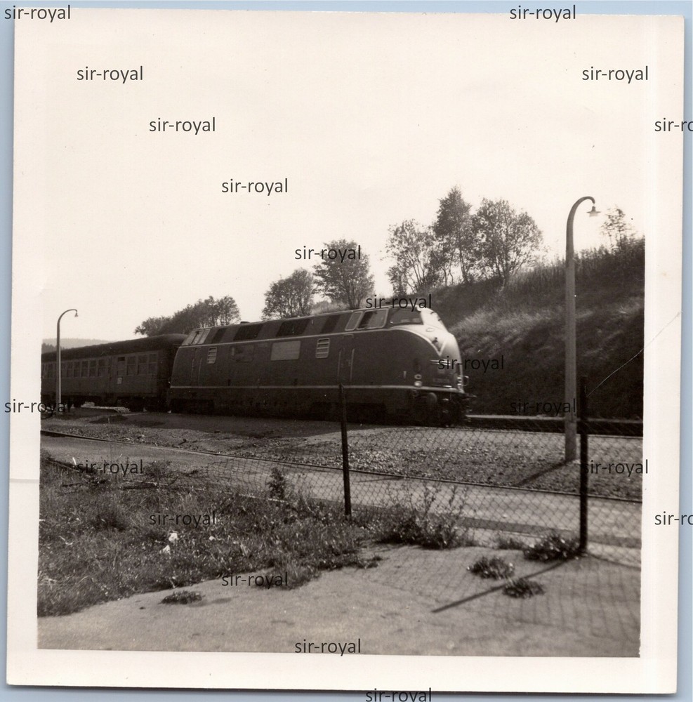 V 200 Diesel Locomotive Railway 1964 in Sommerau – 1960s – Photo 9x9cm