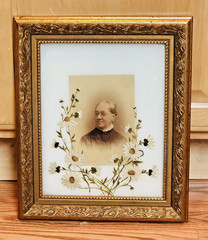 Lot 2 Vintage Gold Framed Black White Portrait Photographs Hand Painted Flowers