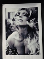Photo INK – Giclee Print A4 – Fashion Portrait, Woman – Photography Chromatic