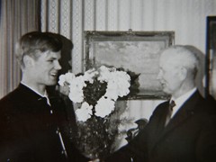 «STUD»: PHOTO, PHOTOGRAPHY, BIRTHDAY, FLOWERS, MEN, FAMILY, ANNIVERSARY, CELEBRATION!