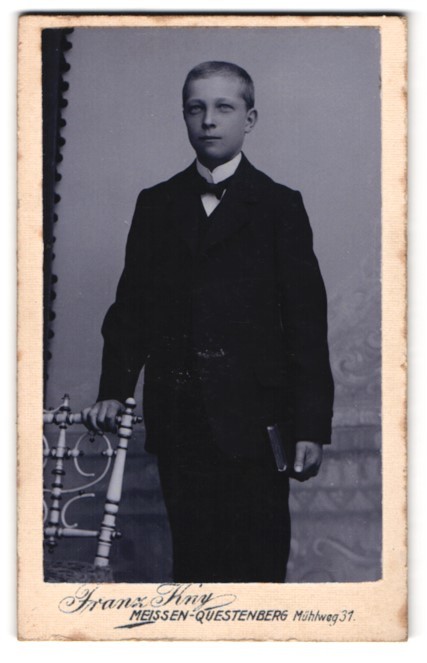 Photograph Franz Kny, Meissen, Mühlweg 31, young confirmation in fine twine