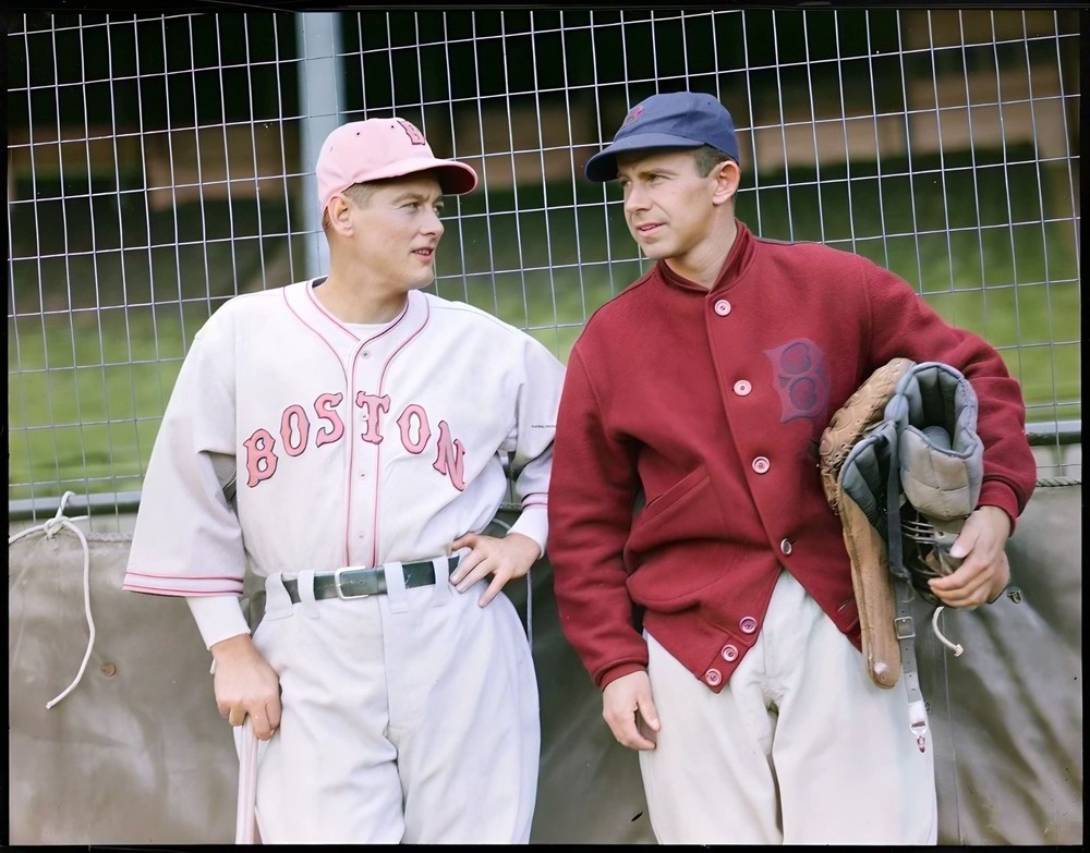 mcgowan-farrell-player-on-left-blue-hat 8×10 Colorized Print-FREE SHIPPING