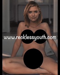 Nudes – Claire Danes 001