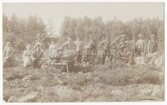 Gruppenfoto – Bauern Feld Steine Torf – Berufe – Altes Foto 1910er