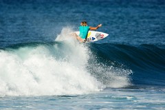 Bethany Hamilton surfing at Haleiwa 12×18″ Photo Print