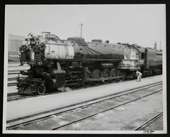 UNION PACIFIC X9000 Locomotive 8×10 Photograph Vtg 50s Railway Railroad Station