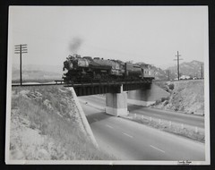 UNION PACIFIC 9000 Locomotive 8×10 Photograph Vtg 50s Railway Railroad BRIDGE