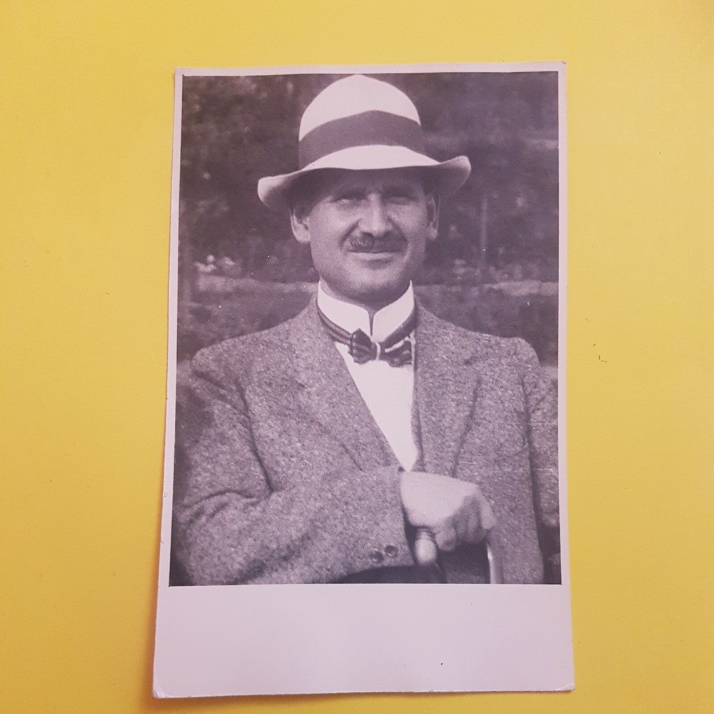 Photo Antique, Vintage, Young Man with White Hat, Stand Collar, Mustache, Excellent
