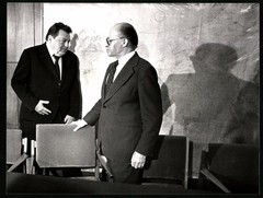 Photograph PA Sven Simon, Bonn, F. J. Strauss in Israel with the head of state Menac