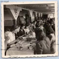 Wakendorf I near Bad Segeberg 1949 – banquet in the dairy – photo 6x6cm