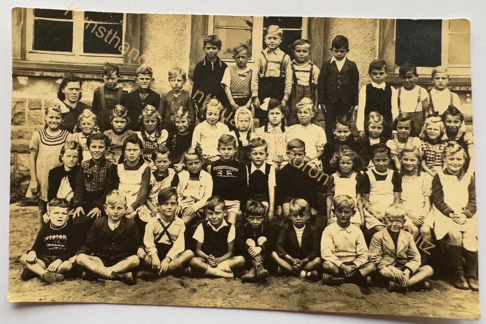 orig. Photo postcard girls children around 1910 school class kindergarten