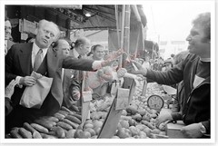 Gerald Ford Campaigning At Philadelphia Farmers Market 8×12 Silver Halide Photo