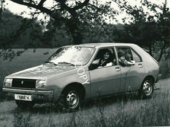 Manufacturer Archive XL Photo 70/80J Automotive Car Vehicle – Renault 14 C1.67