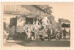 Photo WW II Wehrmacht soldiers quarter vehicles camouflage Poland Polska L1.72