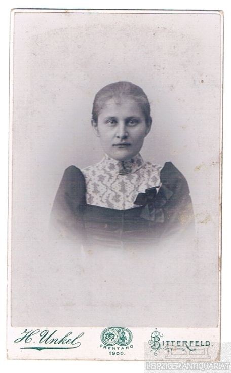 Photograph Unkel, Bitterfeld – portrait young miss, photography. Photo Picture