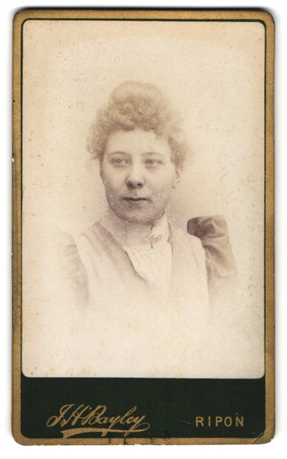 Photograph J.H. Bayley, Ripon, Princess Road 17, Woman Portrait with Curly Haa